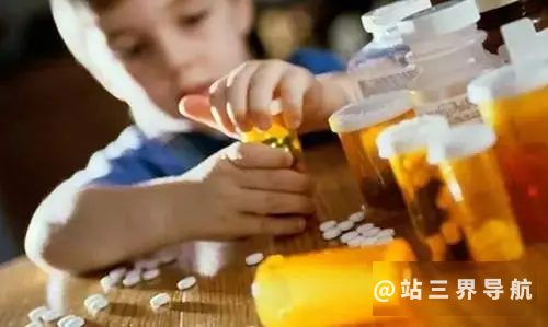 孩子肚子疼当心这4种常见病 切记不可盲目按摩